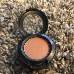 🚨SOLD‼️‼️🚨 MAC Individual Eyeshadow: TEXTURE